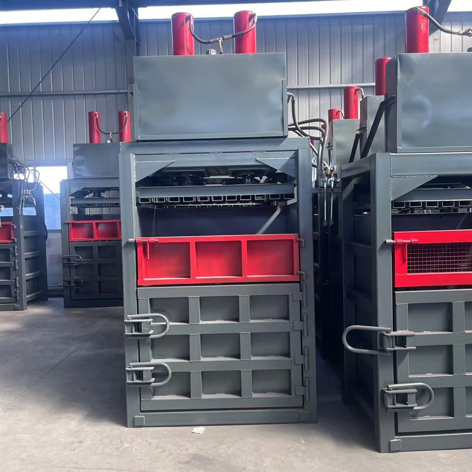 E-D3011 大型段ボール梱包機